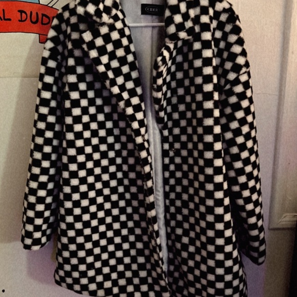 Checkered Fur Coat - Picture 4 of 4